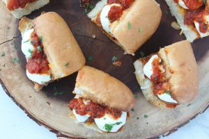 garlic cheese bread meatball hoagie