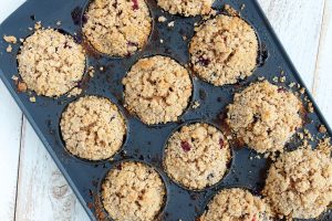 banana blueberry muffins with crumb topping