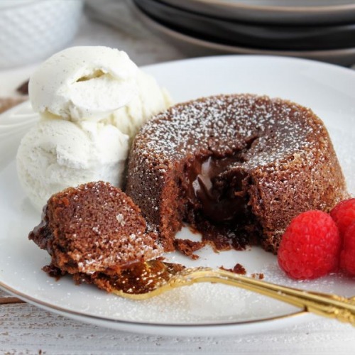 Chocolate Molten Lava Cakes - Ways to my Heart