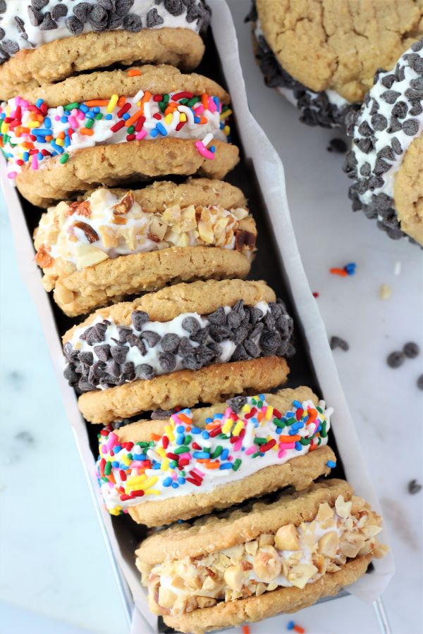 https://waystomyheart.com/wp-content/uploads/2021/06/ways-to-my-heart-peanut-butter-cookie-ice-cream-sandwiches14.jpg